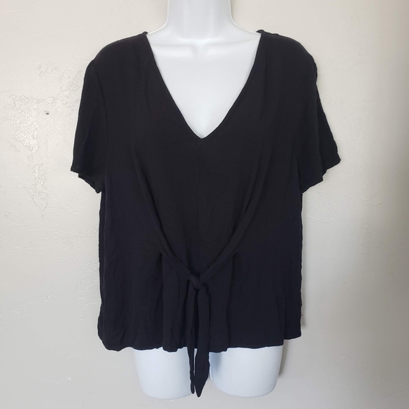 14th & Union Women's Large Black Short Sleeve Blouse V-neck Knot Front Top Shirt - Picture 1 of 6